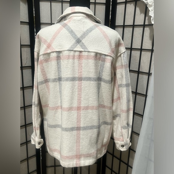 ASHLEY BY 26 INTERNATIONAL OUTERWEAR, GRAY PINK WHITE, FLANNEL,JACKET SIZE M - Picture 5 of 9
